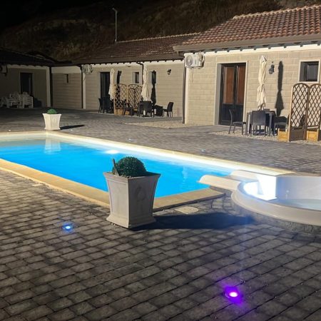 cropped-photo_piscina_1.jpeg